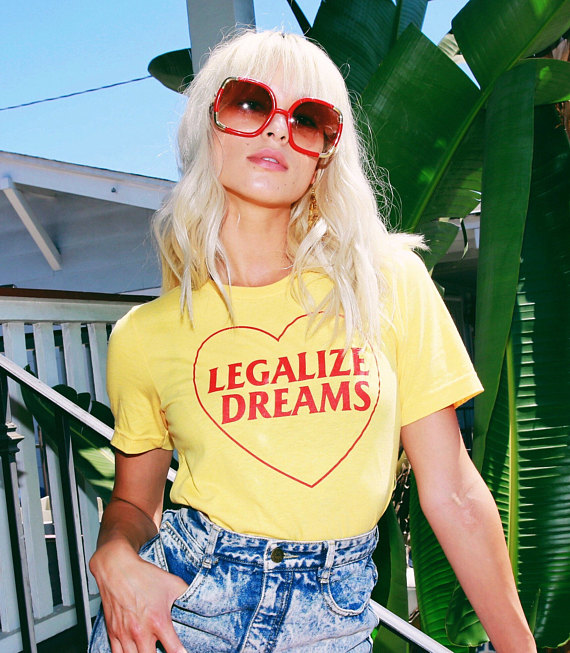 Skuggnas DREAMS tee tshirt wom - Soft Summer Yellow Clothing ulasan dan harga
