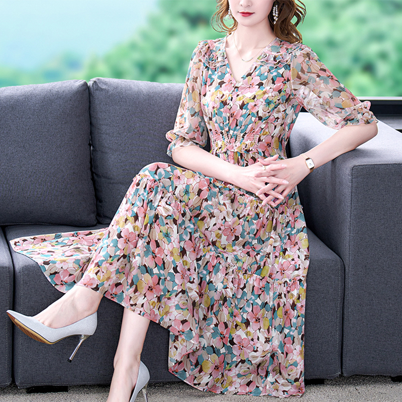 Summer Floral Natural Silk V-N - Sundress Midi Floral ulasan dan harga