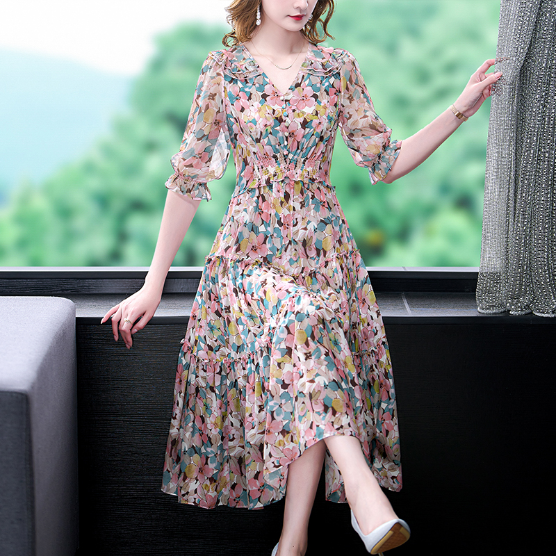 Summer Floral Natural Silk V-N - Sundress Midi Floral ulasan dan harga