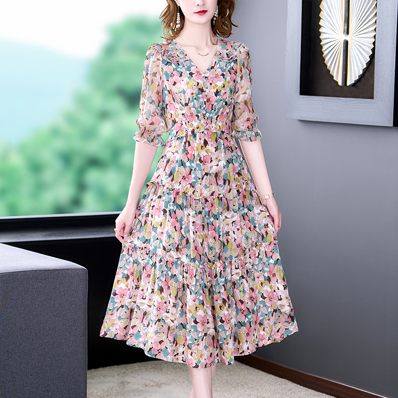 Summer Floral Natural Silk V-N - Sundress Midi Floral ulasan dan harga
